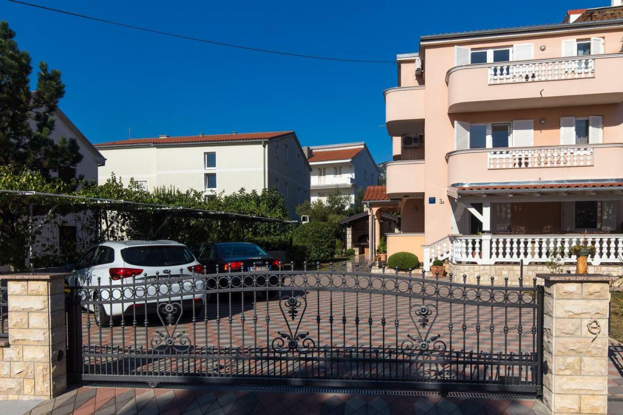 Villa Janja Jadranovo Exteriör bild
