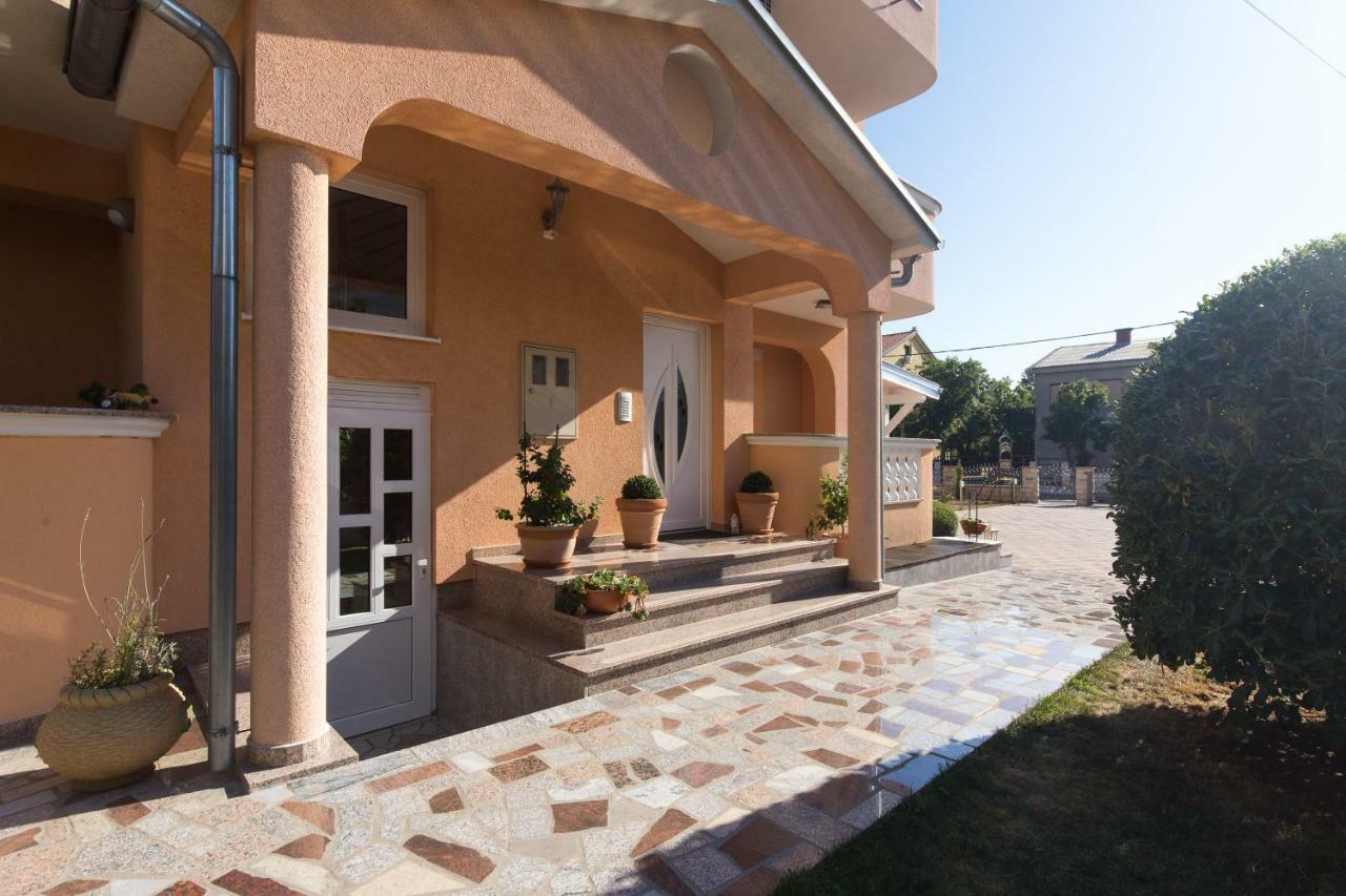 Villa Janja Jadranovo Exteriör bild