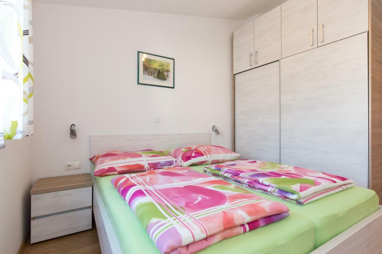 Villa Janja Jadranovo Exteriör bild